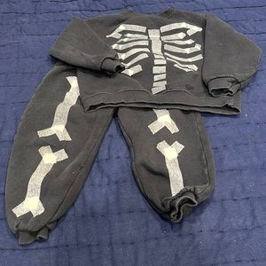 Skeleton sweats